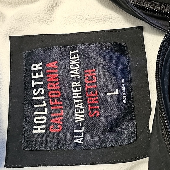 Hollister large black and white fleece lining zip up jacket - Picture 5 of 8